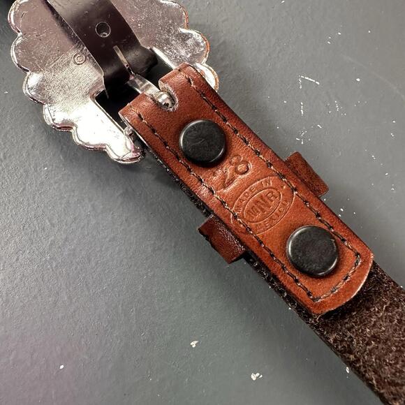 Nocona Belt Youth Girl 26 Tan Leather Tooled Floral Conch Ribbon Fits 25-29" NWT - Picture 6 of 7